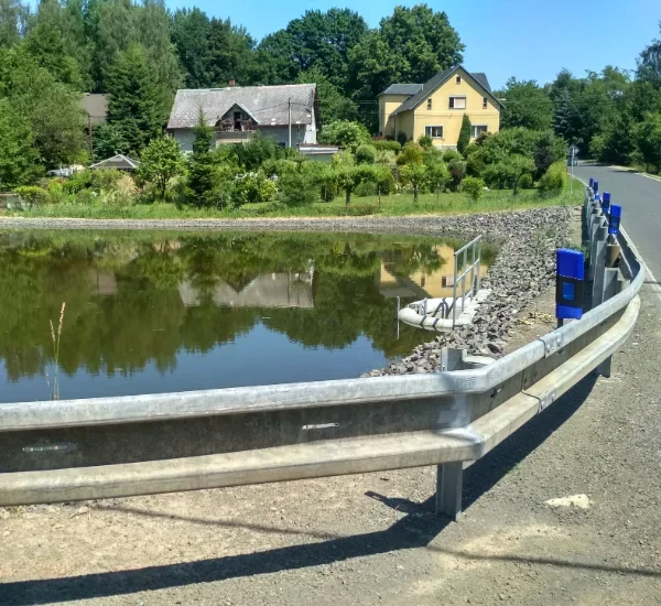 MEGA: Revitalizace malé vodní nádrže v Mikulášovicích